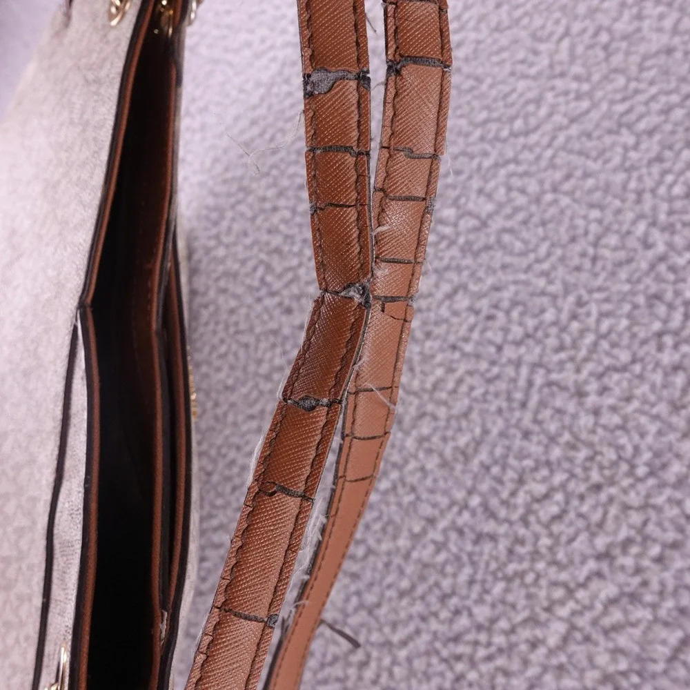 Michael Kors Jet Set Large Shoulder Tote Vanilla Monogram Chain Strap Bag